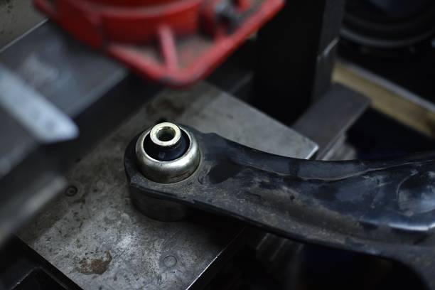 Trendy odlehčení v designu pouzdra ovládacího ramene