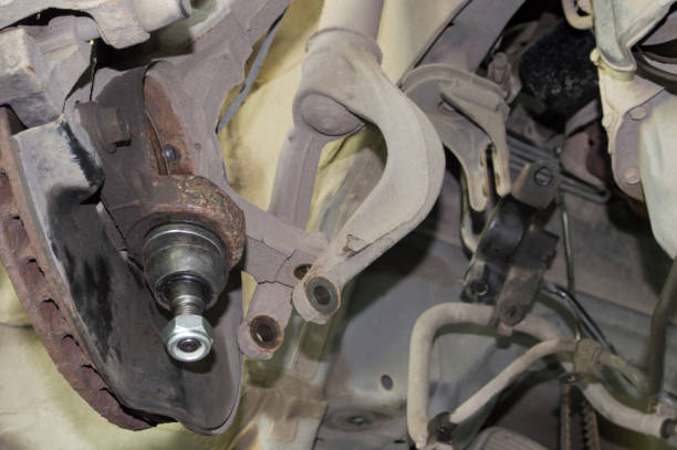 Role pouzder řídicích ramen v úhlu natočení a rozložení tuhosti válců